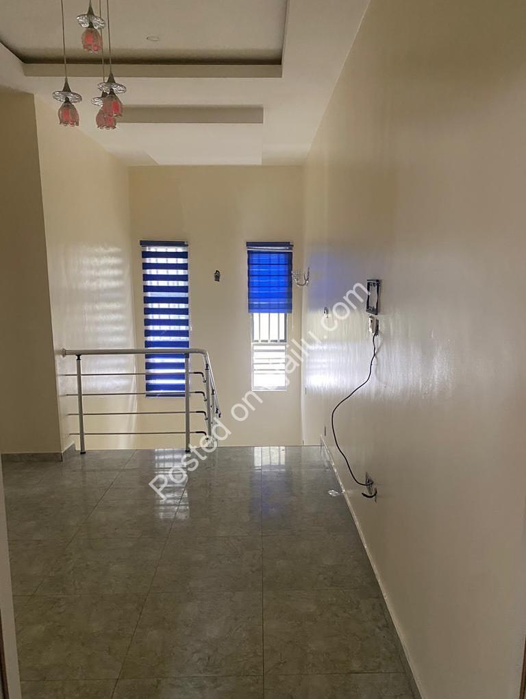 Chevron Dream Home: 3BD + BQ, CofO ✅