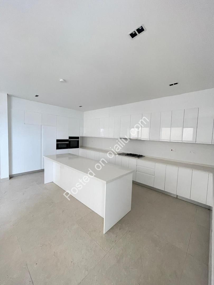 Ikoyi 7-Bed Cinema Home with Pool & BQ