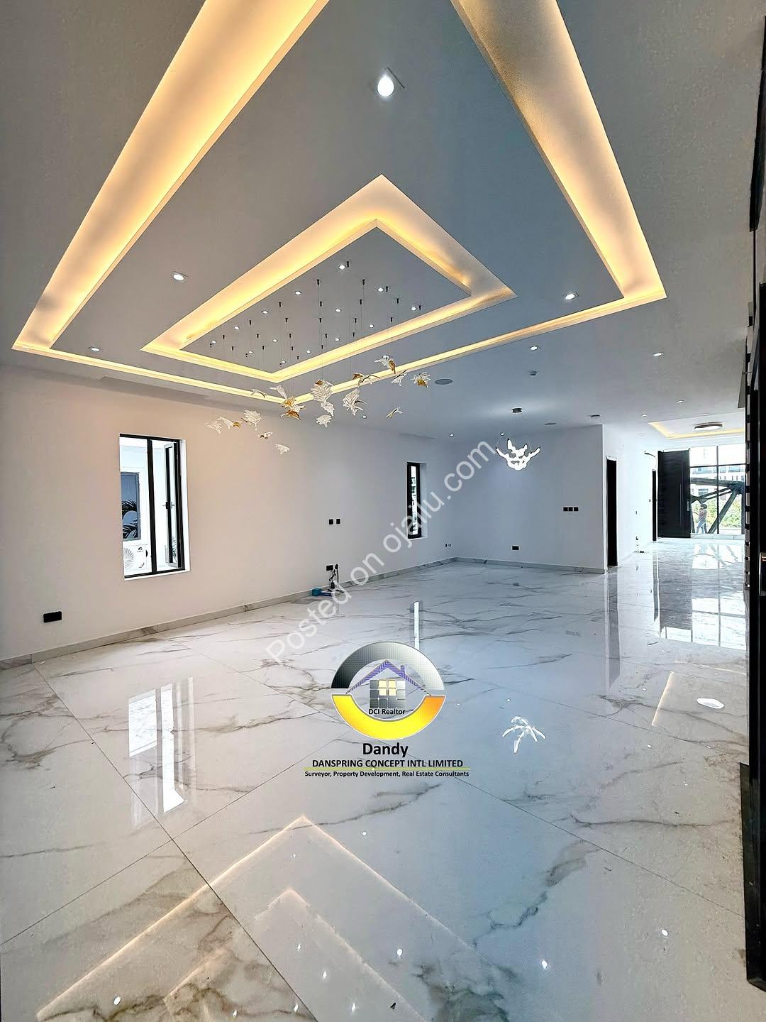 Ikate Gem: 5-Bed Duplex with Pool & Cinema