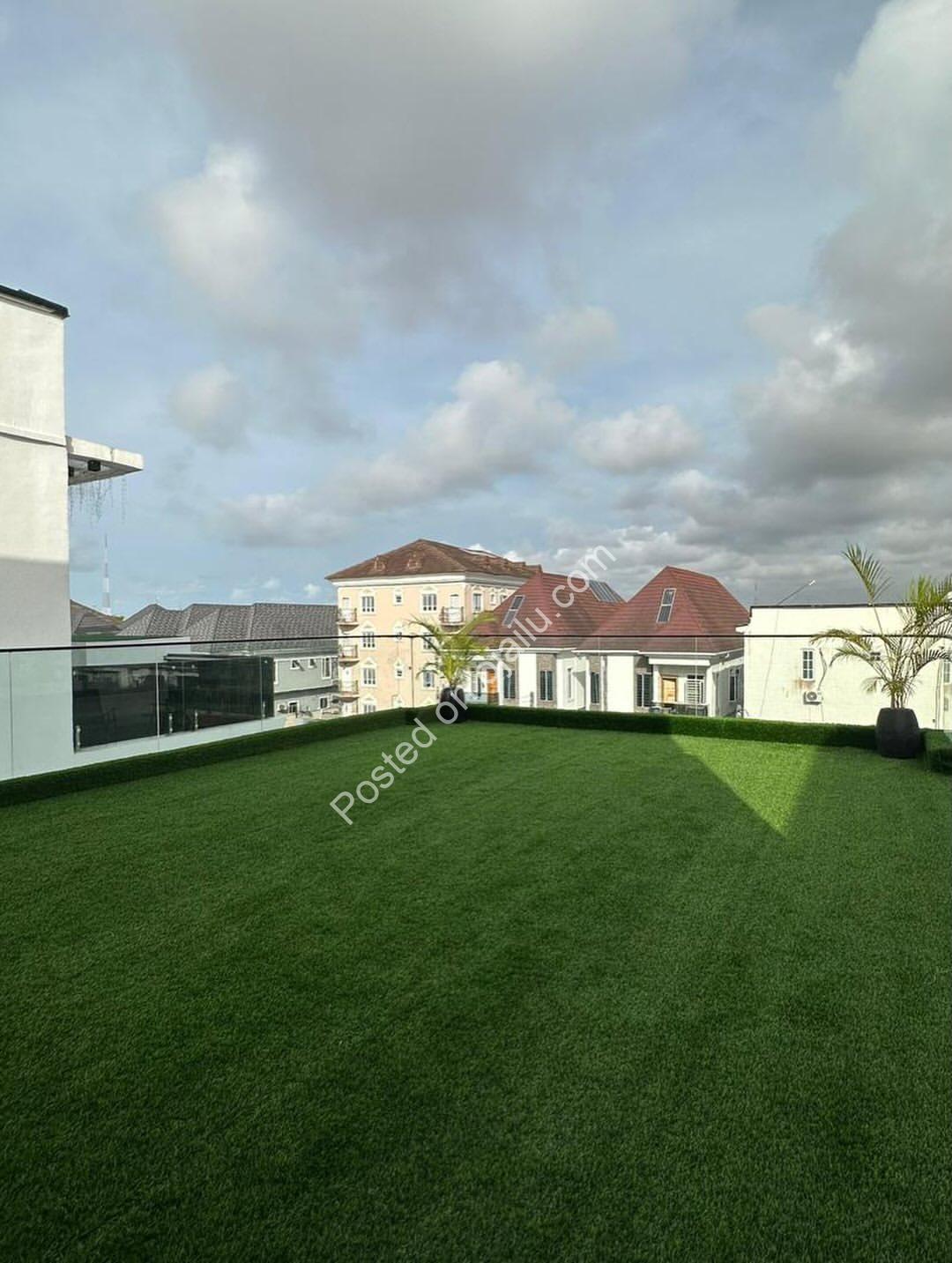 5-Bed Duplex with Pool, Gym & Cinema in Osapa