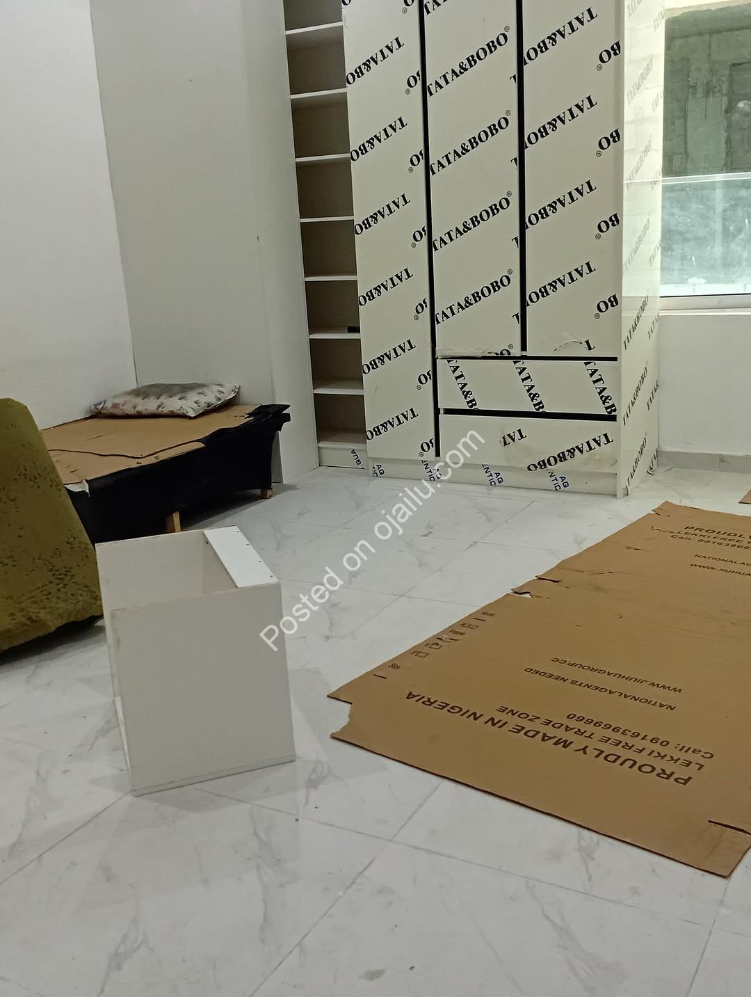 Sophisticated 2-Bedroom Ikate Apartment with Governor’s Consent