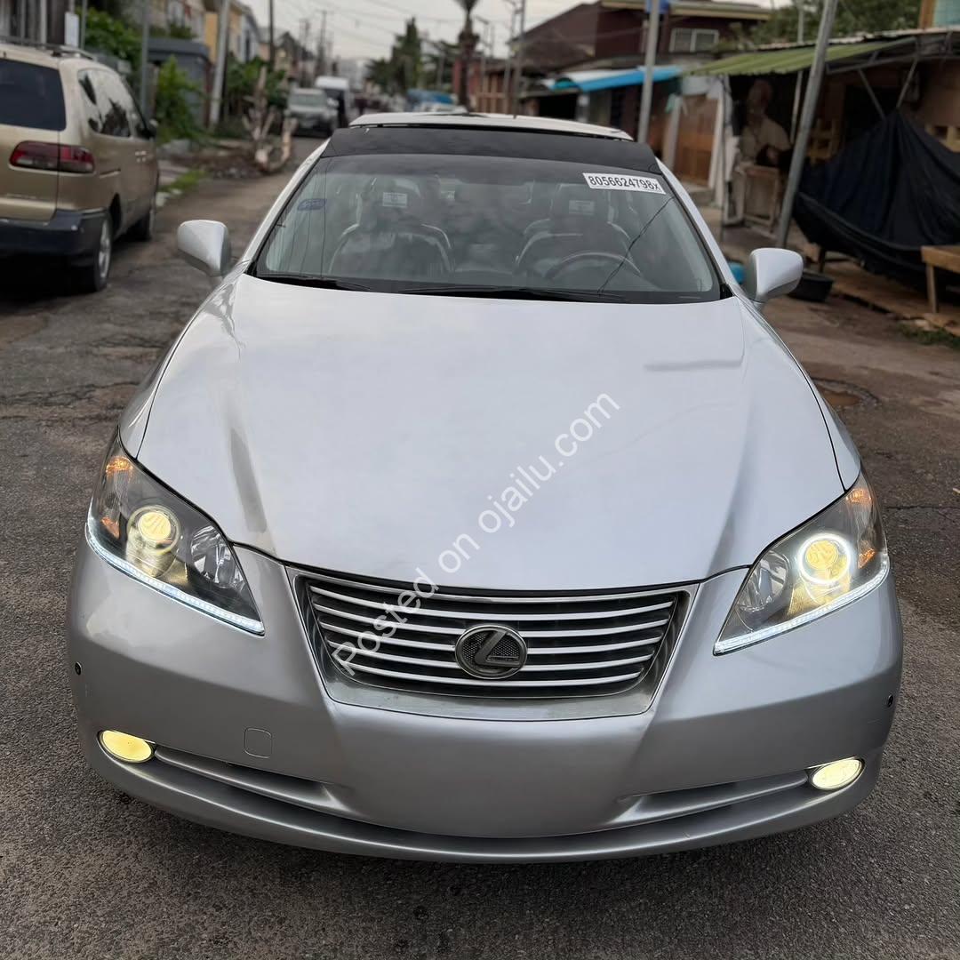 Lexus ES350 09: Pristine Luxury, Surulere’s Finest