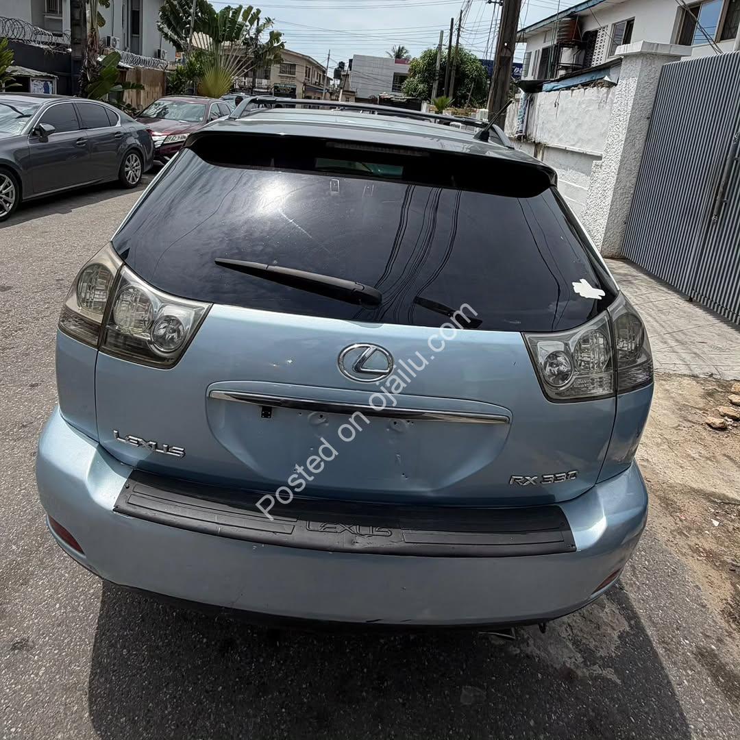 Own Lexus Luxury for Just 8.6M – Spotless RX330!