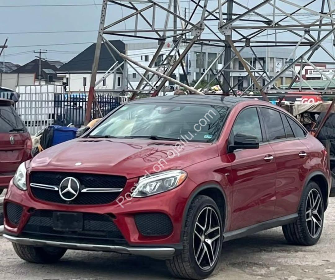 Mercedes GLE 450: Full Options, Immaculate Condition