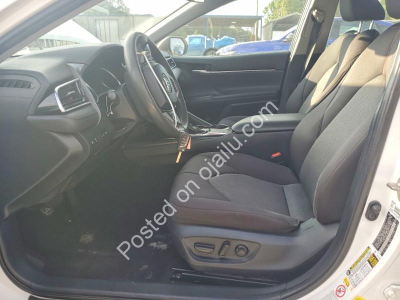 “Pristine Run N’ Drive 2018 Toyota Camry LE – N17M Total!”