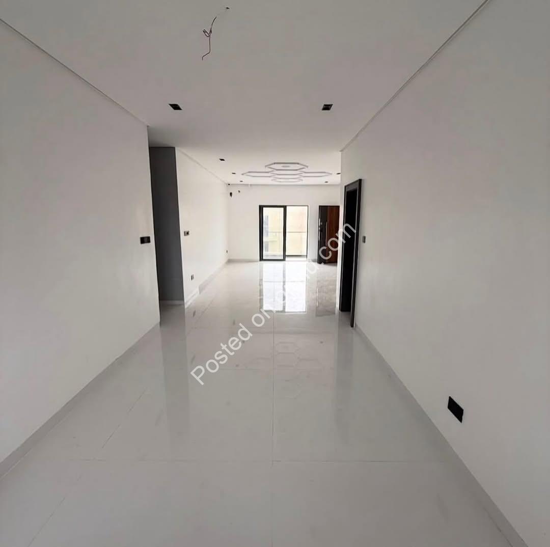 Smart 3-Bed Home: Alexa, BQ & Parking