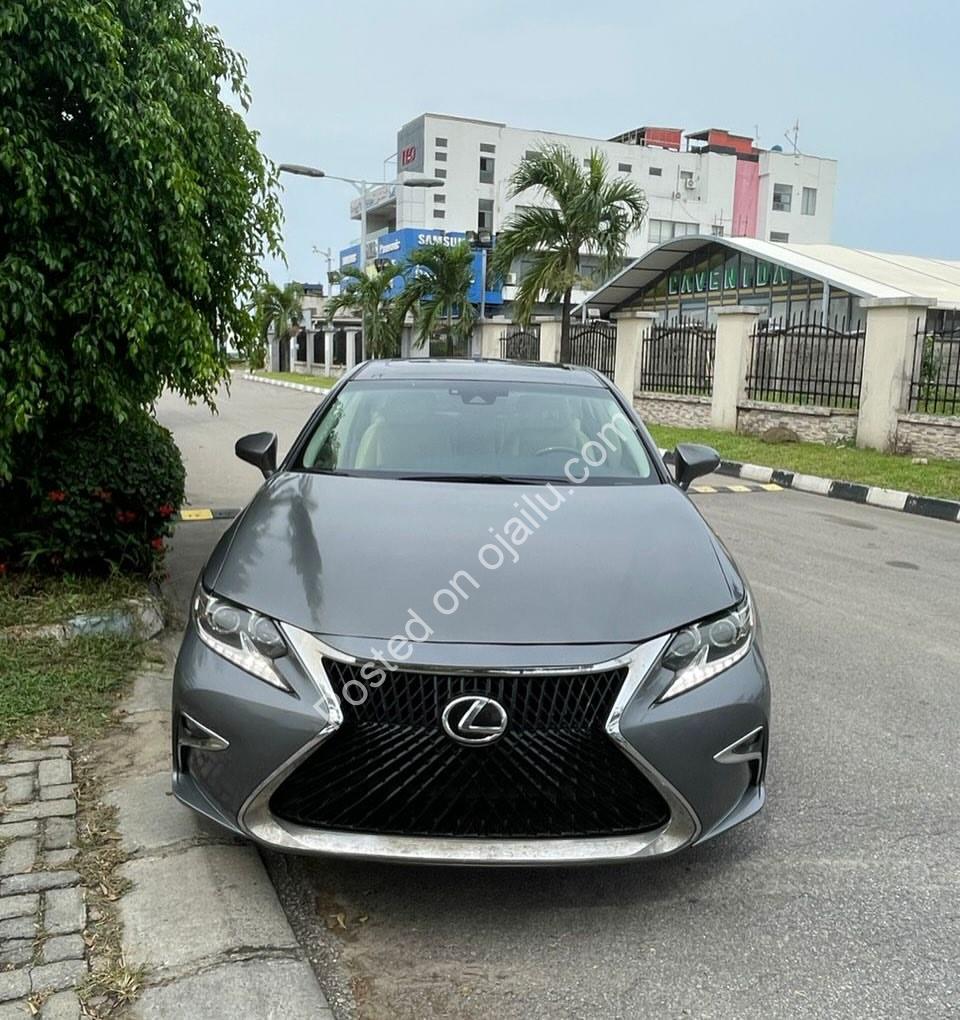 2014 ES350, Now 2017 Facelifted – Luxury & Savings in One