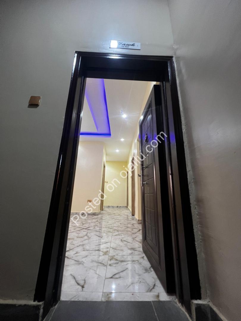 All-Ensuite 2BR Beauty Near Ikeja & Airport