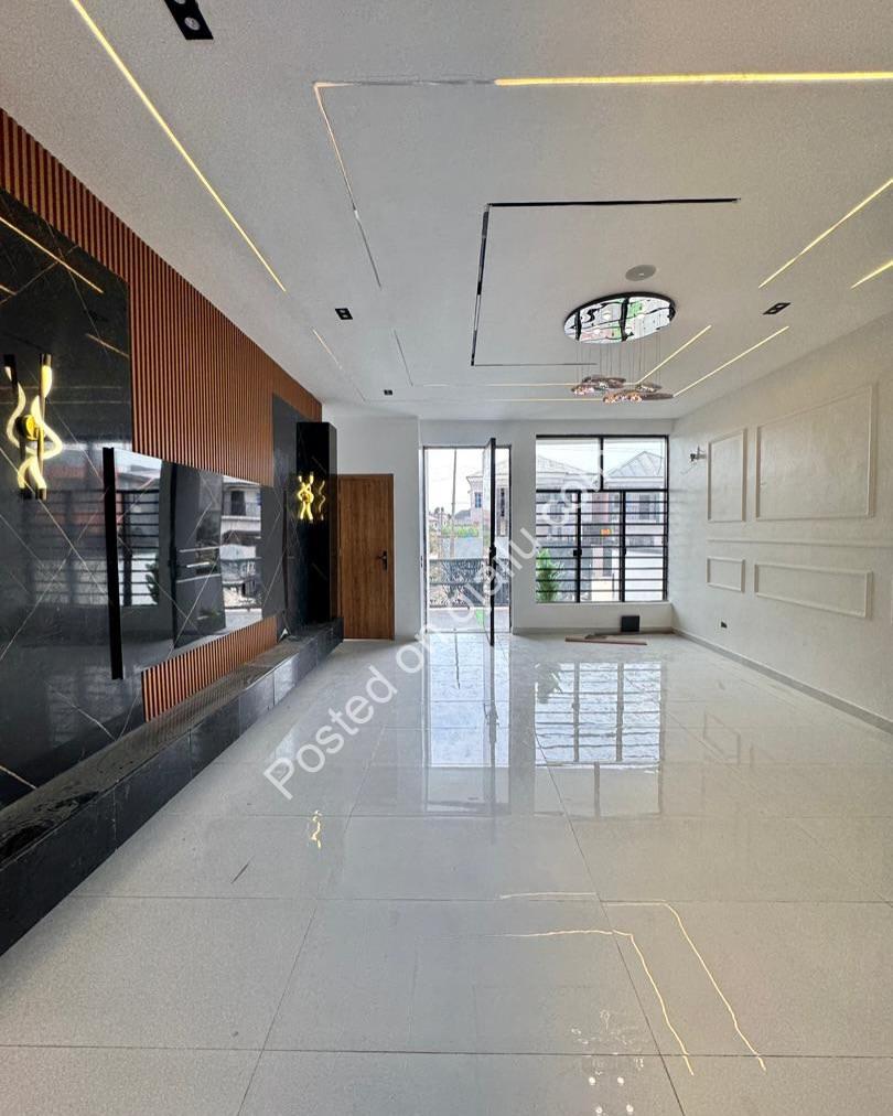 Opulent 4-Bed Duplex with Pool in Gated Ikota Estate