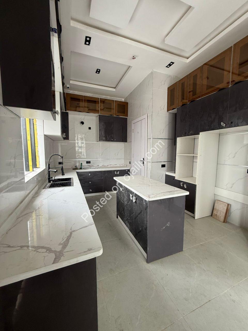 Move-In Ready 4BR Duplex with Private Pool & BQ
