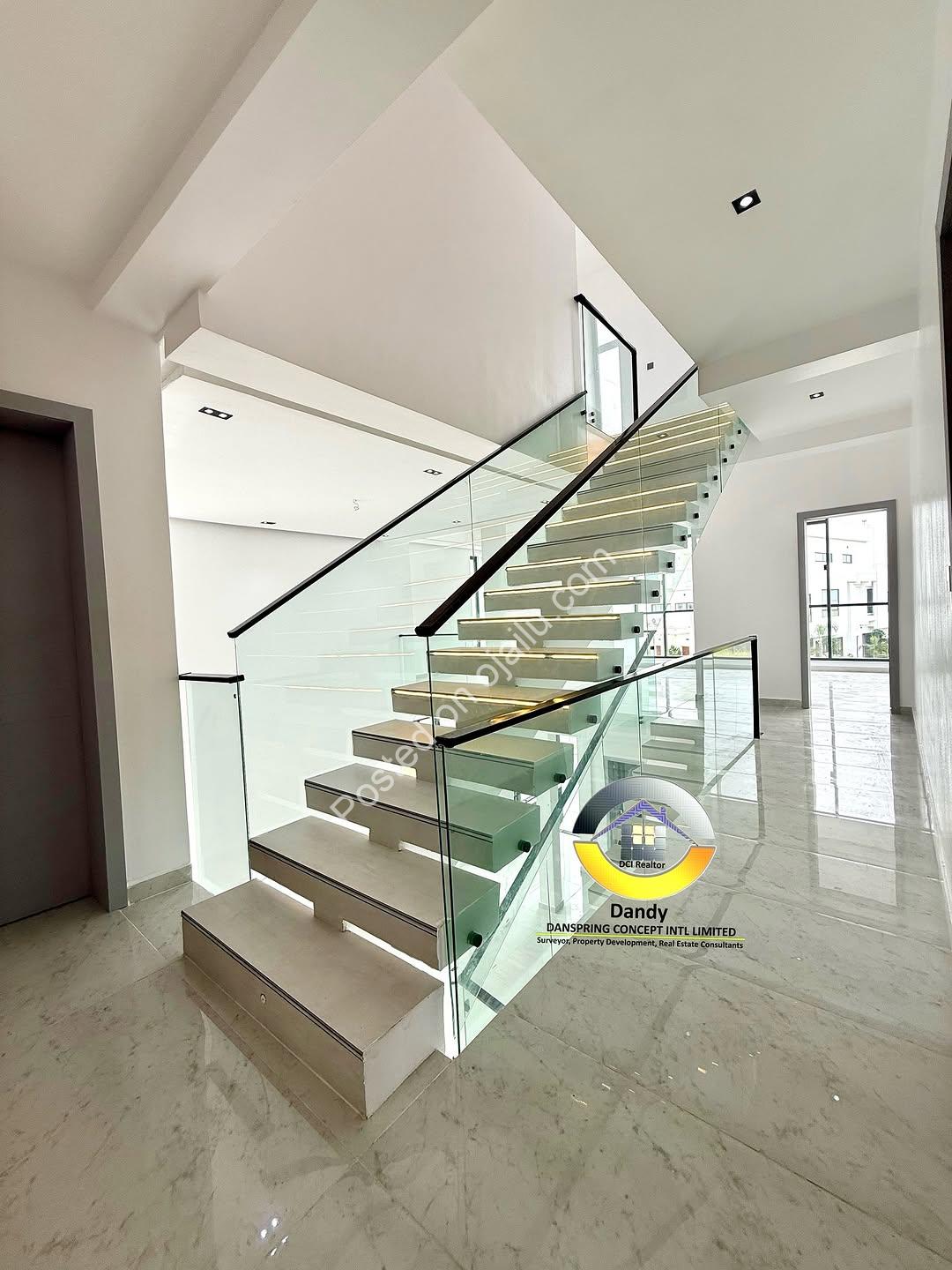 Cinema & Pool: Modern 5-Bed Dublex in Ikate