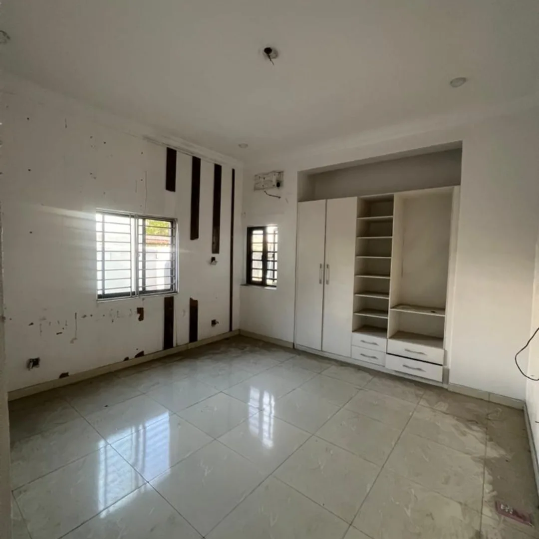 Maruwa Lekki: 3-Bed + BQ, 8 Units for ₦120M