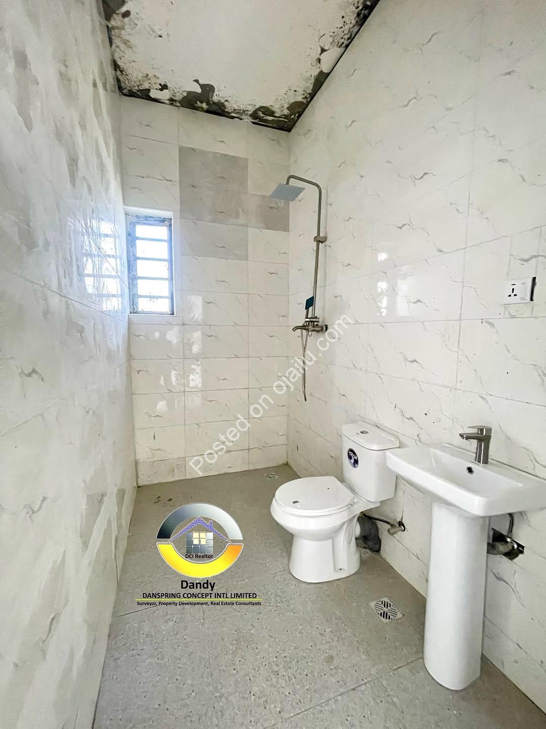 Brand New Terrace Duplex: Ensuite Bedrooms & BQ!