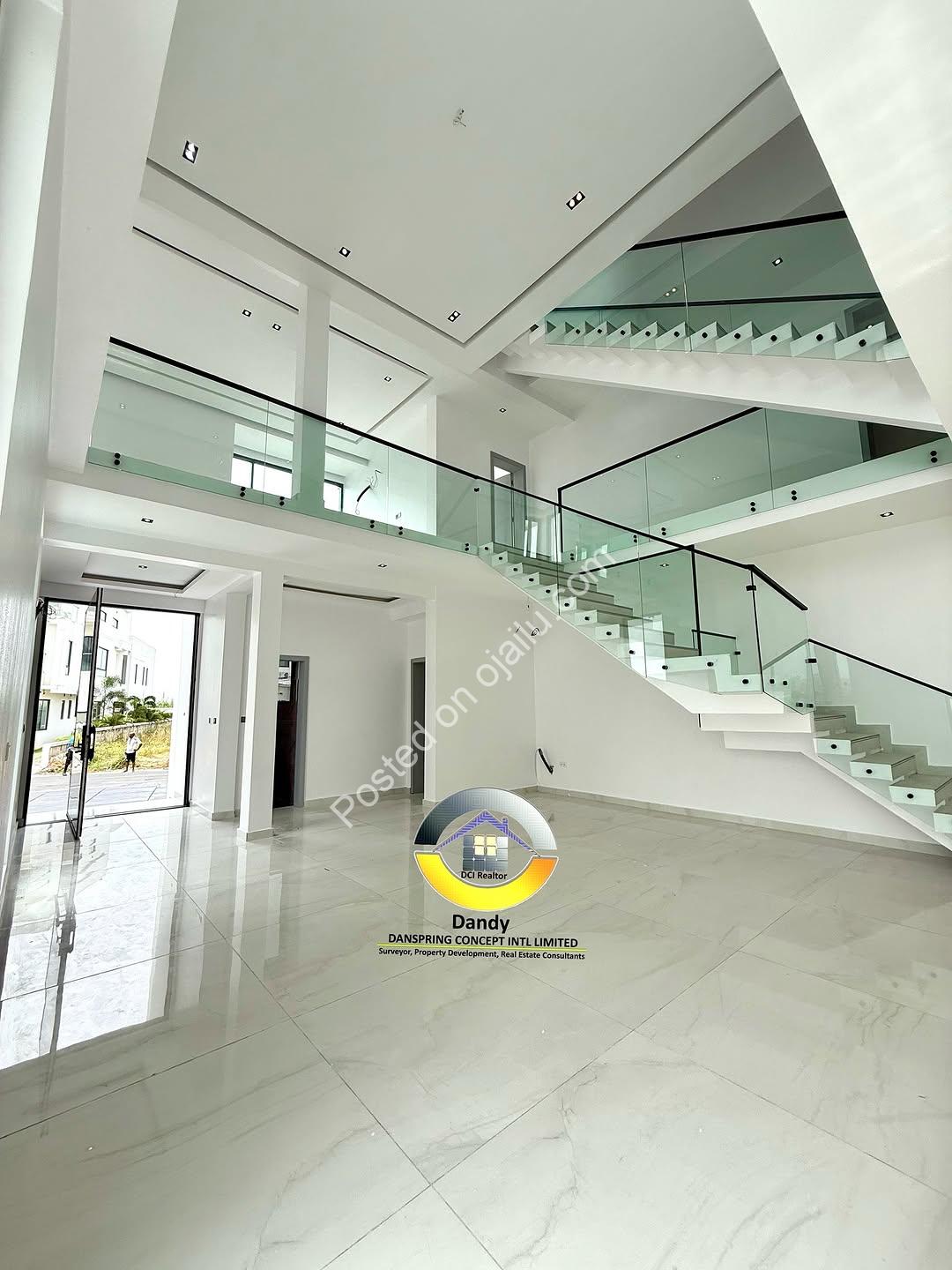 Cinema & Pool: Modern 5-Bed Dublex in Ikate