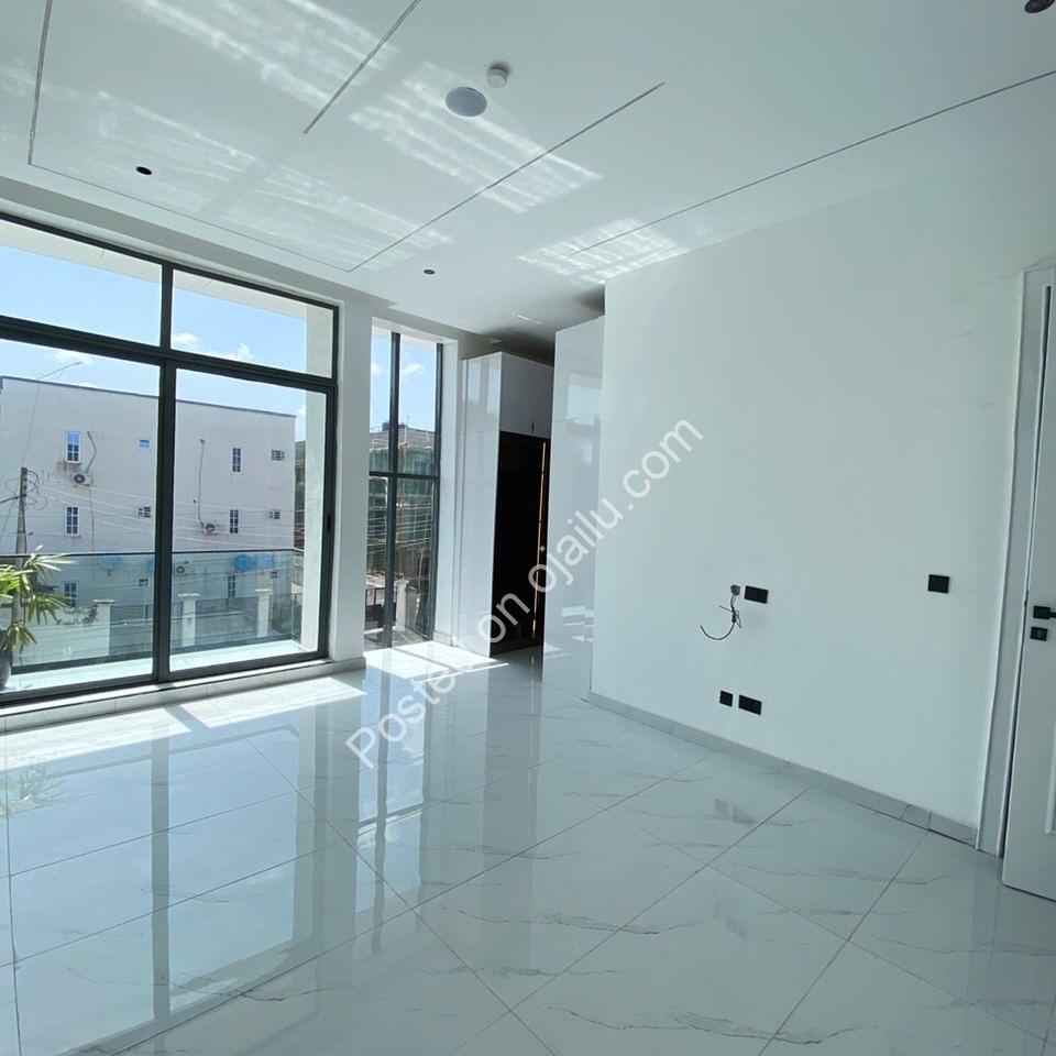 Uncover Your Osapa London Masterpiece: 5-Bed Cinema & Pool Villa