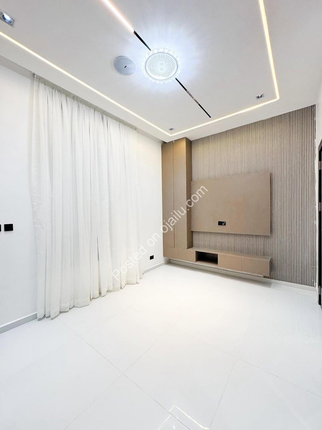 5-Bed Detached Duplex: Pool, Gym & Premium Finishes