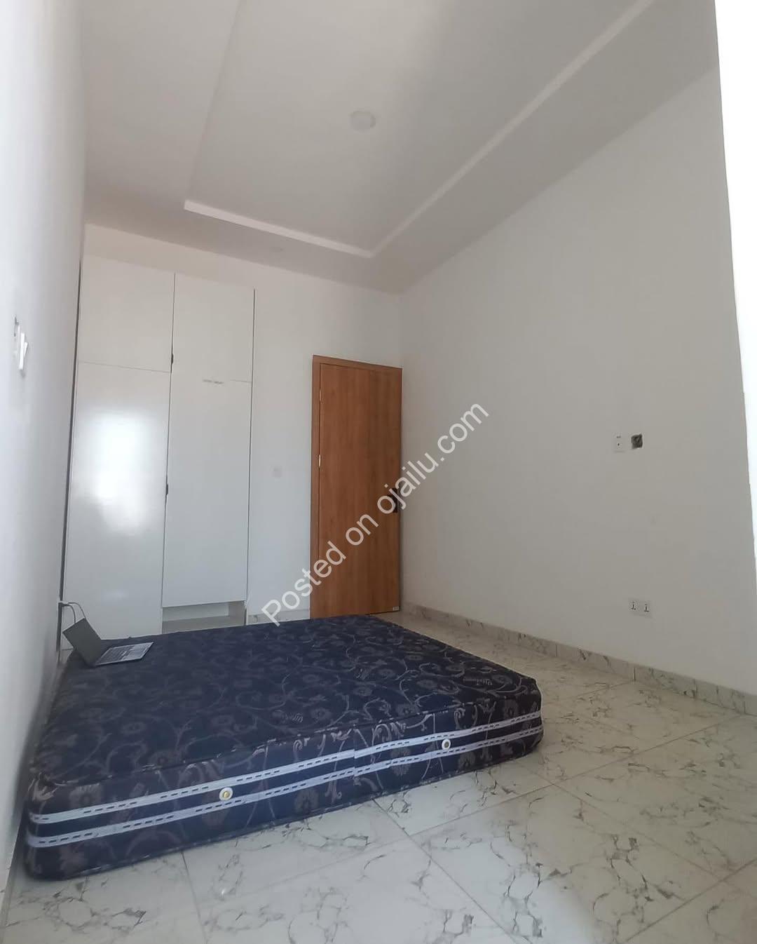 Experience Elegance: 4BR Terrace Duplex in VGC