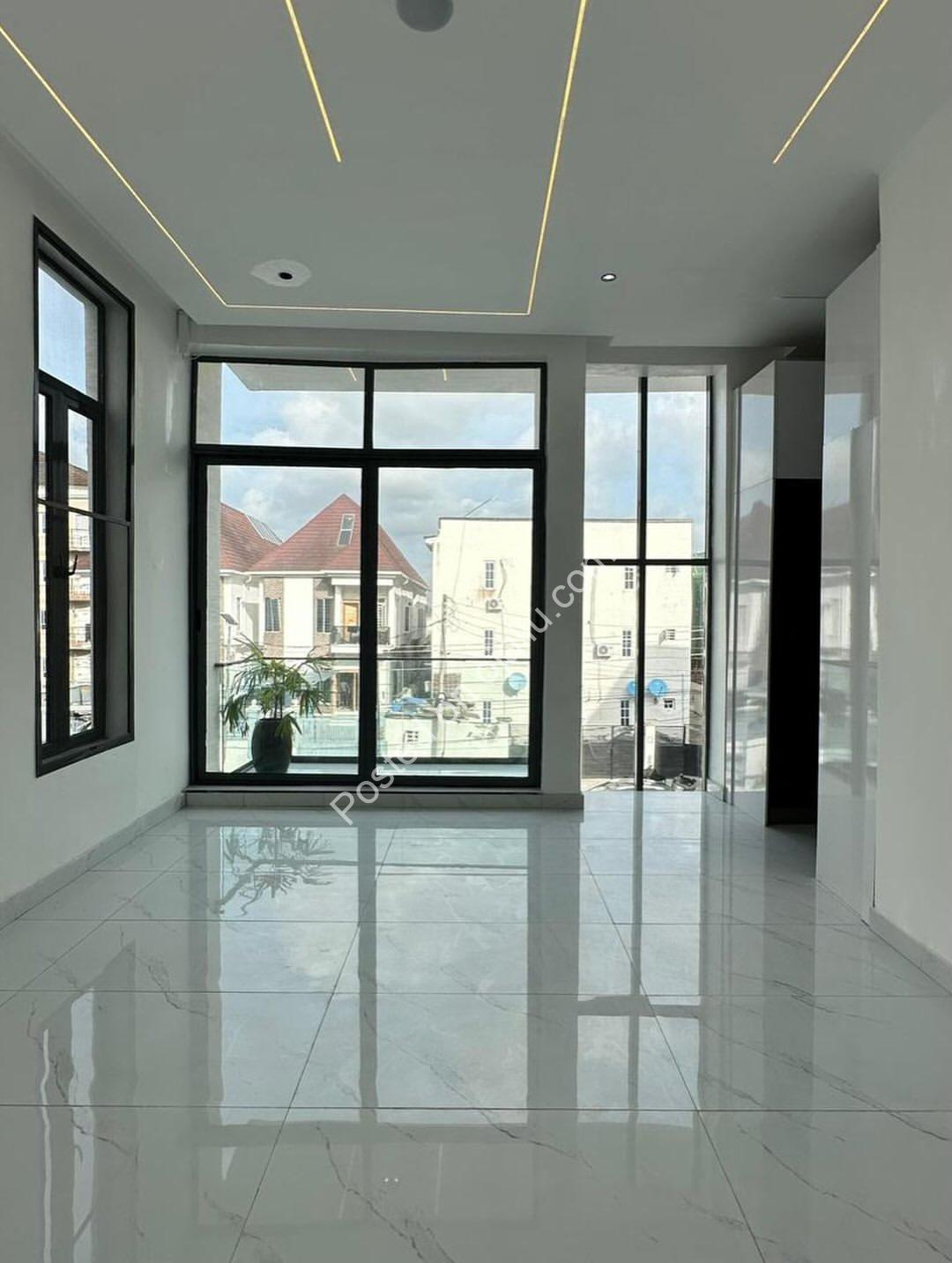 5-Bed Duplex with Pool, Gym & Cinema in Osapa