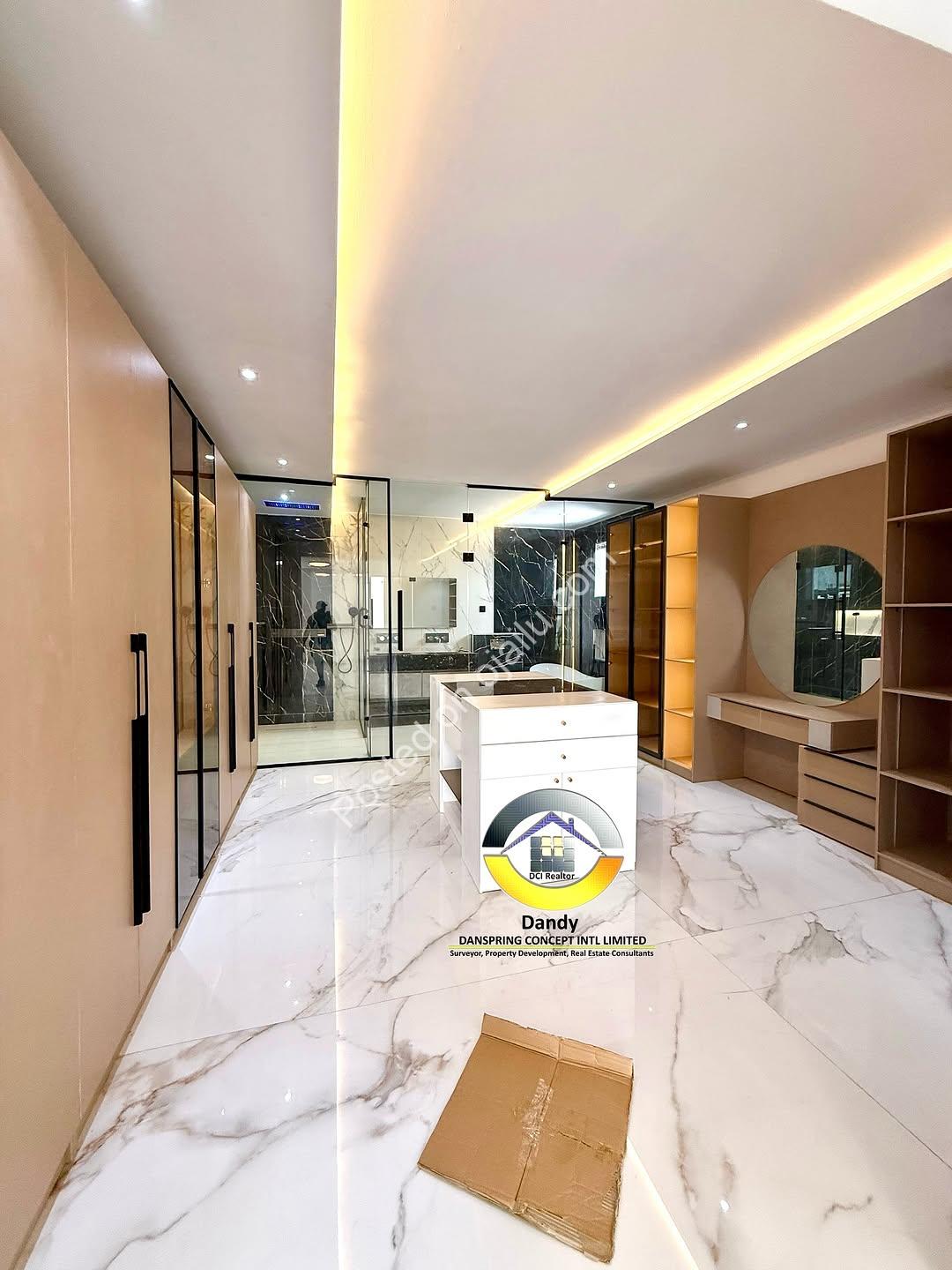 Ikate Gem: 5-Bed Duplex with Pool & Cinema