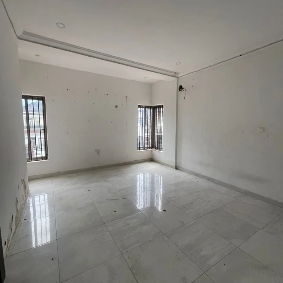 Ikota 4-Bed Duplex + BQ: ₦8M P/A, Prime Living