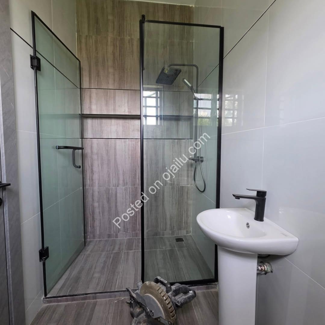 Move-In Ready: 4-Bed Ensuite Duplex with BQ