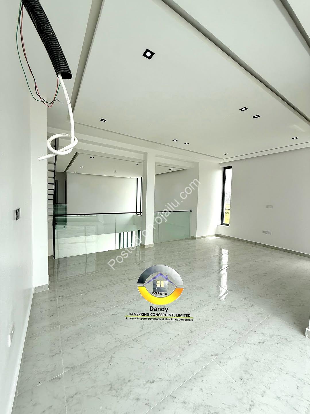 Cinema & Pool: Modern 5-Bed Dublex in Ikate