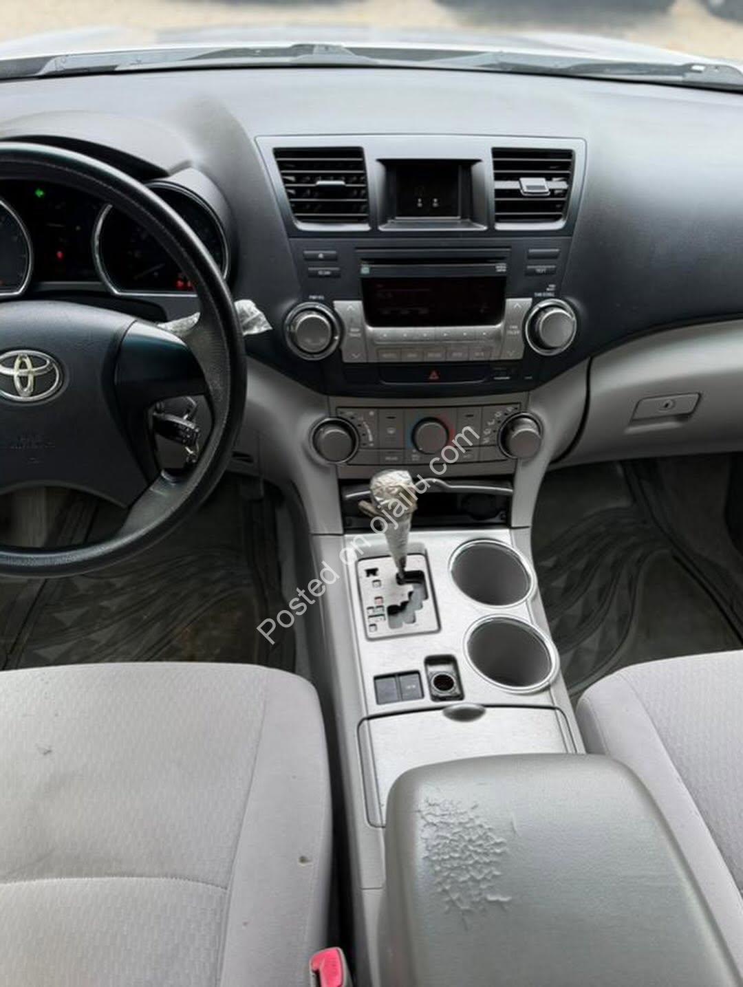 Low Mileage 3-Row SUV Under 16M Naira