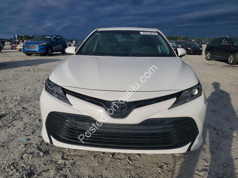 “Pristine Run N’ Drive 2018 Toyota Camry LE – N17M Total!”