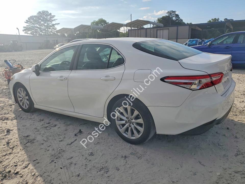 “Pristine Run N’ Drive 2018 Toyota Camry LE – N17M Total!”