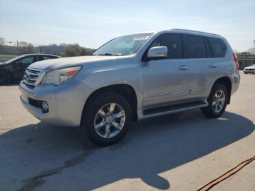 2013 Lexus GX 460: Luxury 8-Cylinder