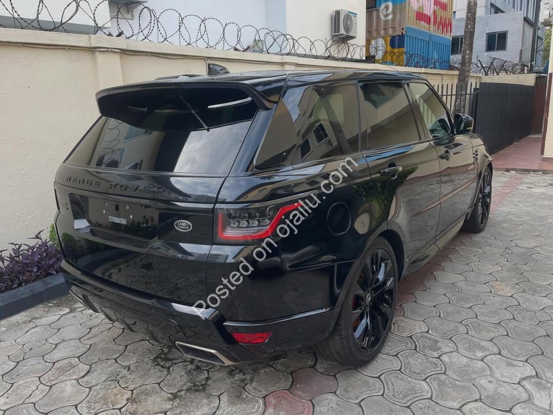 “Own the Road: 2019 Range Rover Sport â€“ Luxury Unleashed”