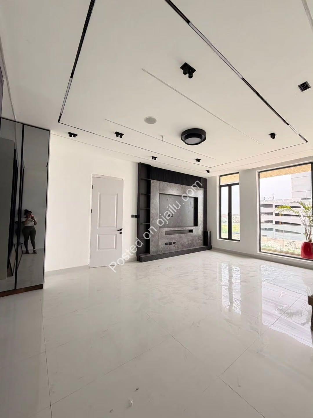 5-Bed Terrace Duplex: A Masterpiece of Modern Living in Lekki Phase 1