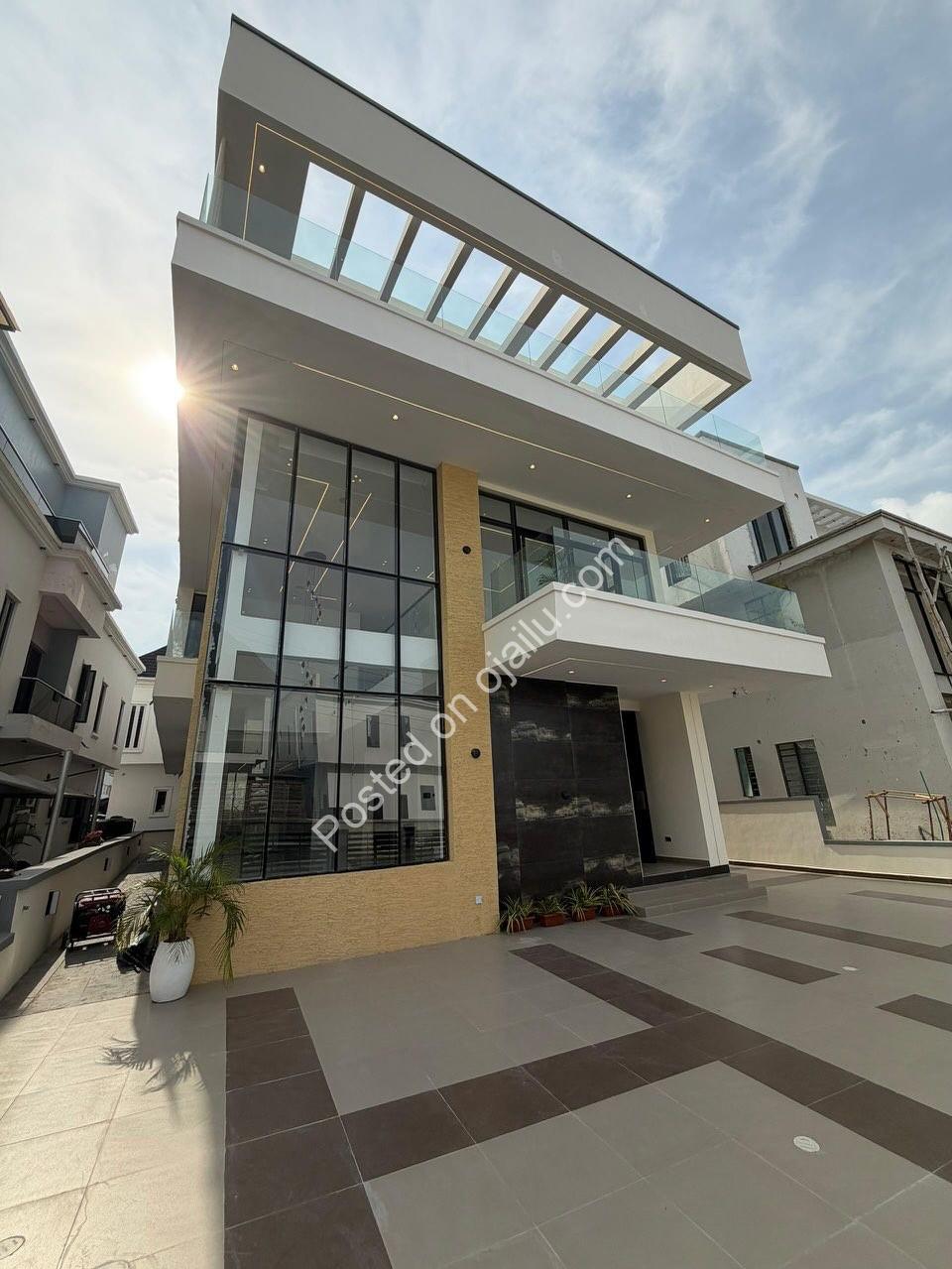 Your Private Ikota Estate with Cinema & Pool