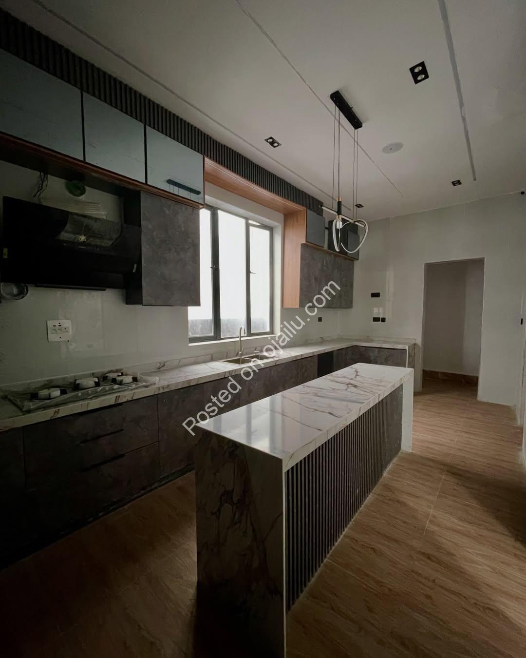 Your Next Level: 5BR Ready in Ajah – N250M