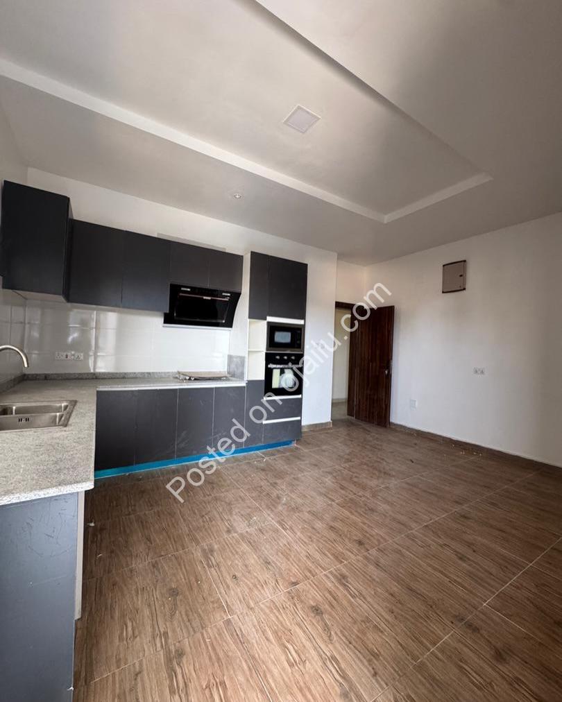 Spacious 3-Bed Lekki Home – Prime Orchid Road!