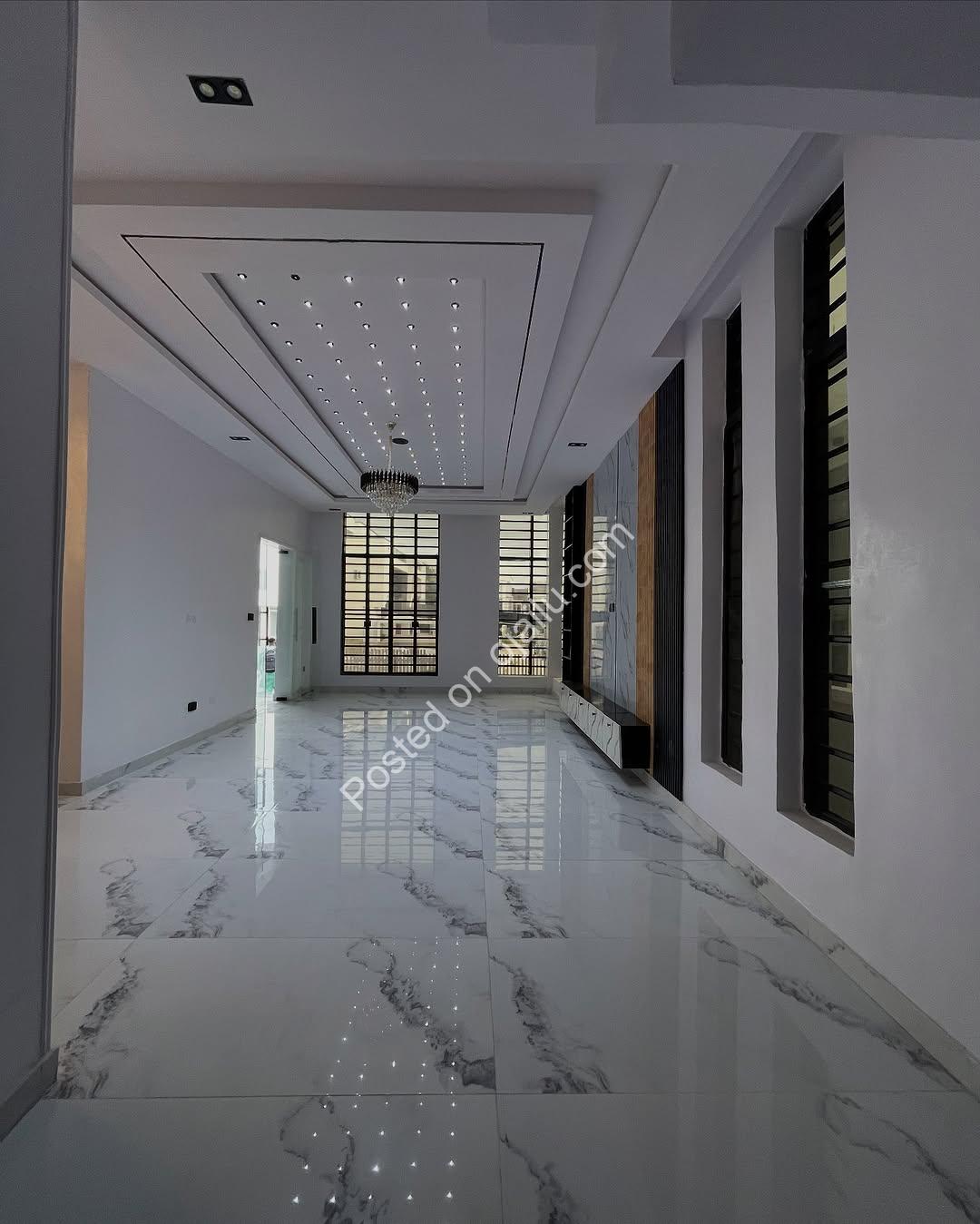 **Jacuzzi & Pool Oasis: 5BR Ikota Duplex – 400M**