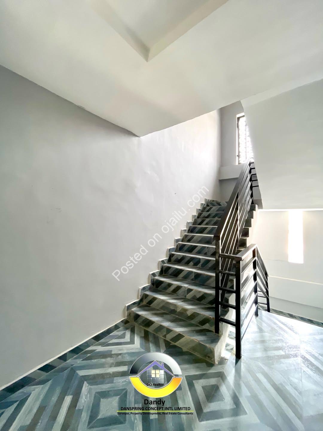 Brand New 1 & 2 Bed Ensuites in Lekki