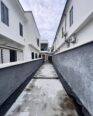 4 ensuite bedrooms, concrete floors & prime VGC location
