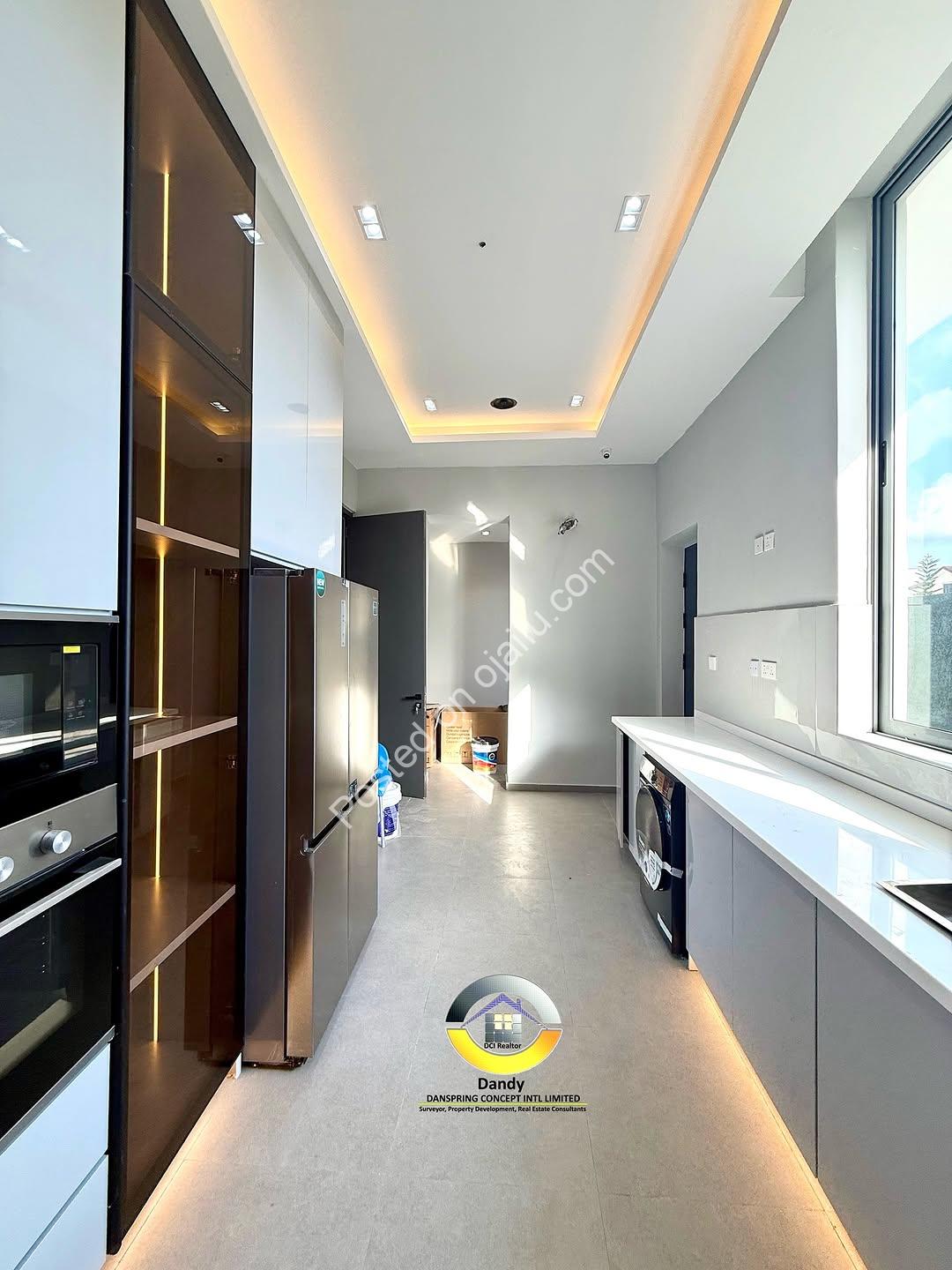 Ikoyi Smart Duplex: Pool, Cinema & Rooftop Terrace
