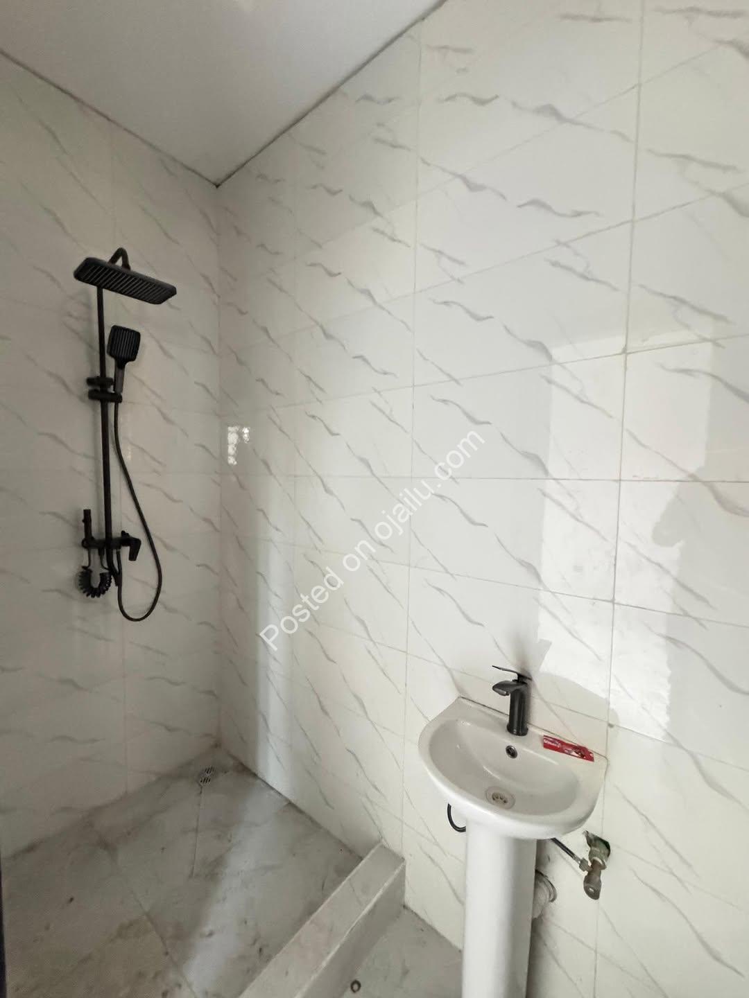 Brand-New 2-Bed in Igboefon, Lekki – ₦7M/yr