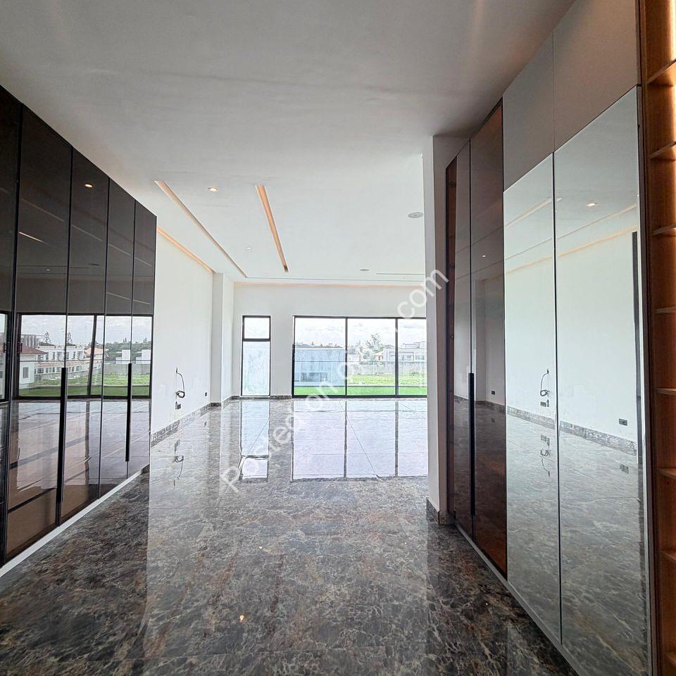 Brand New 5-Bed Duplex with Cinema & Pool in VGC
