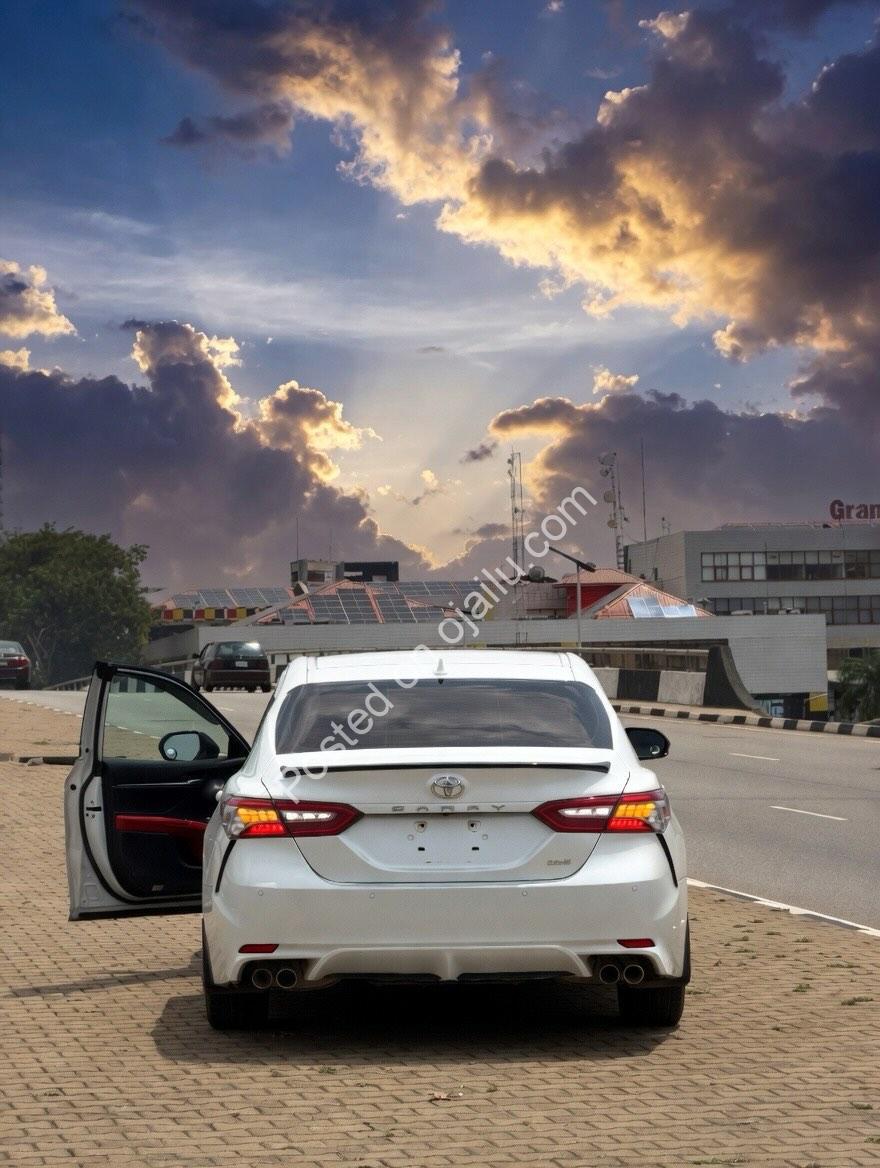 2018 Camry XSE: Duty Paid, Panoramic Roof Luxury