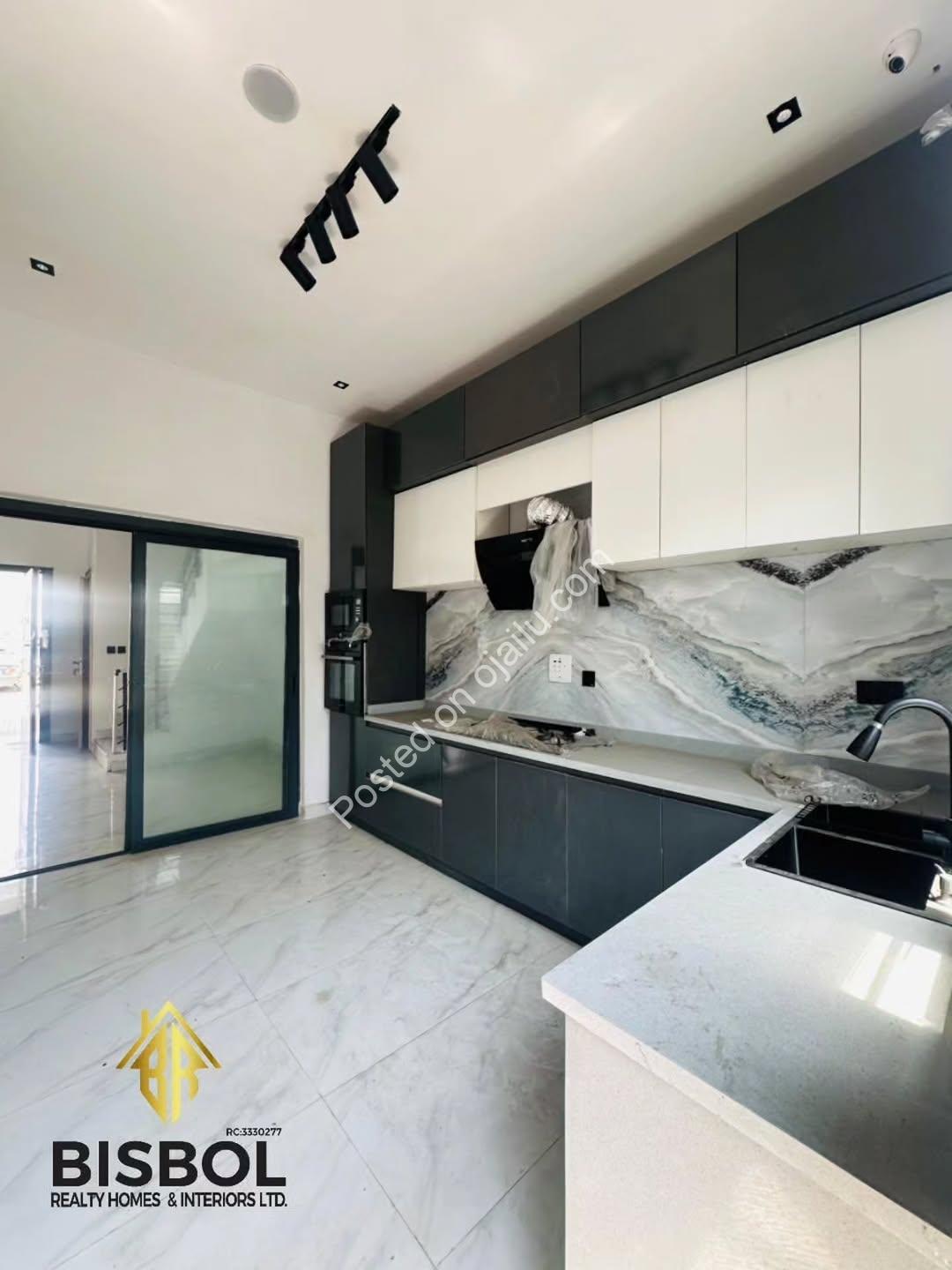 Move-In Ready: 4-Bed Terrace Duplex in Ikota
