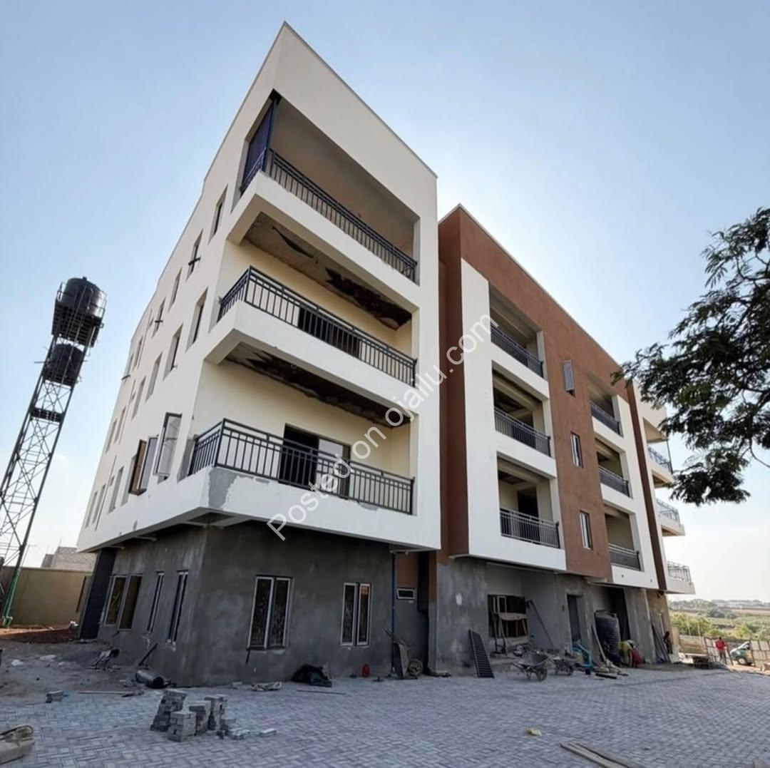 3-Bed En-Suite Apartments+BQ on Tarred Road | Kaura District