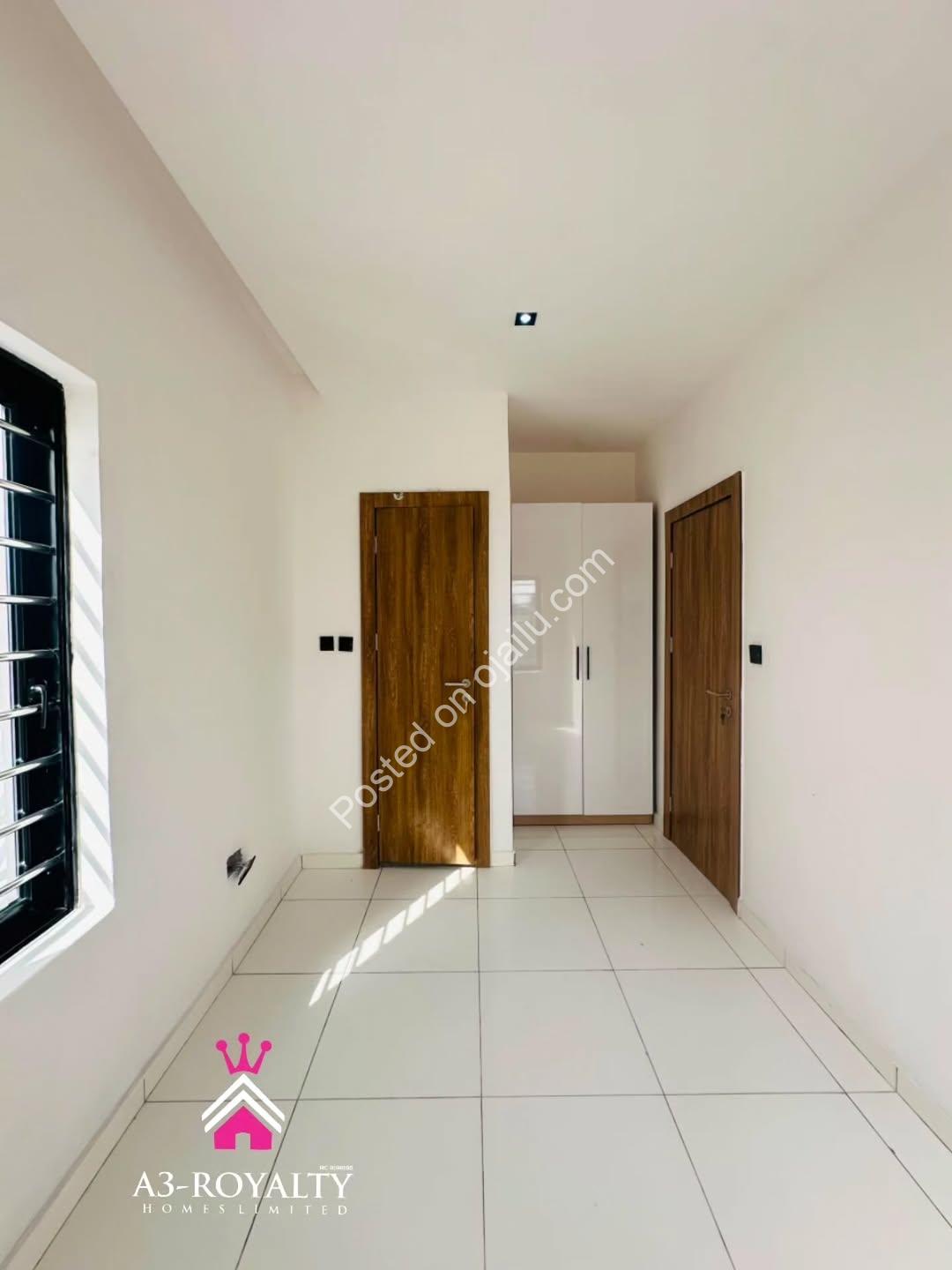 Move-in Ready: 4-Bed with Fitted Kitchen & Ensuites