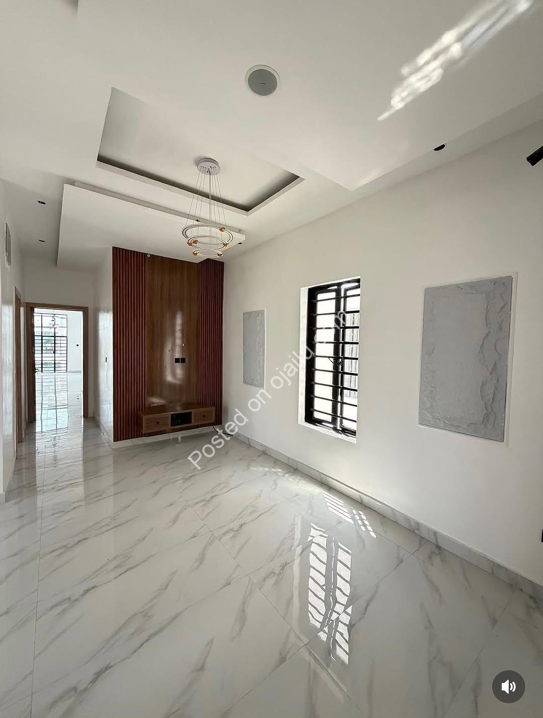 Experience Modern Grandeur: 5-Bed Fully Automated Duplex