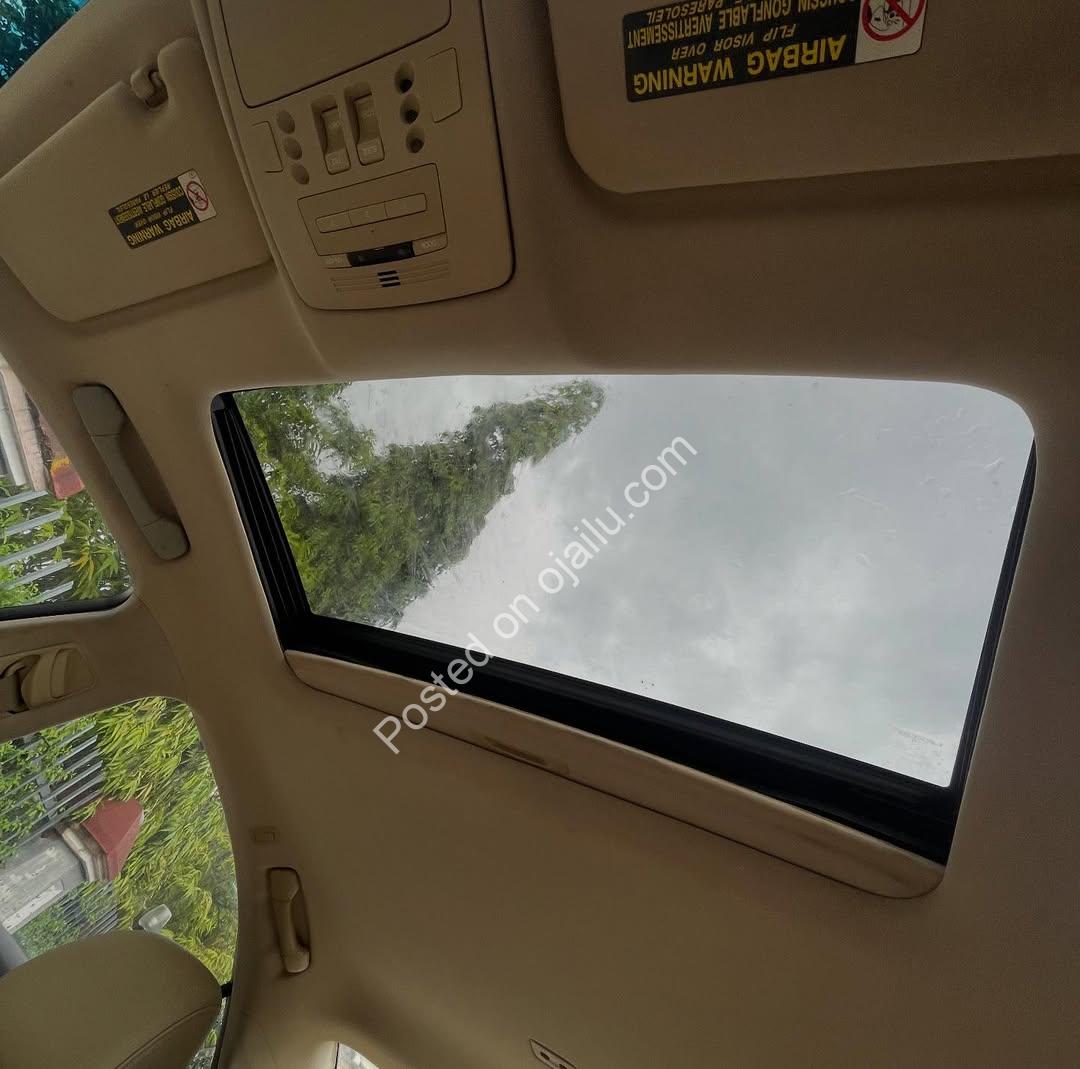 Lexus ES350 ’07 – Sunroof, Reverse Cam, 9M Only!