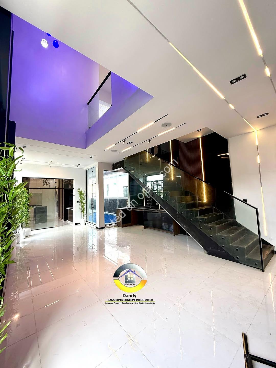 Dive into Resort-Style Living: 5BR Duplex with Pool & Gym