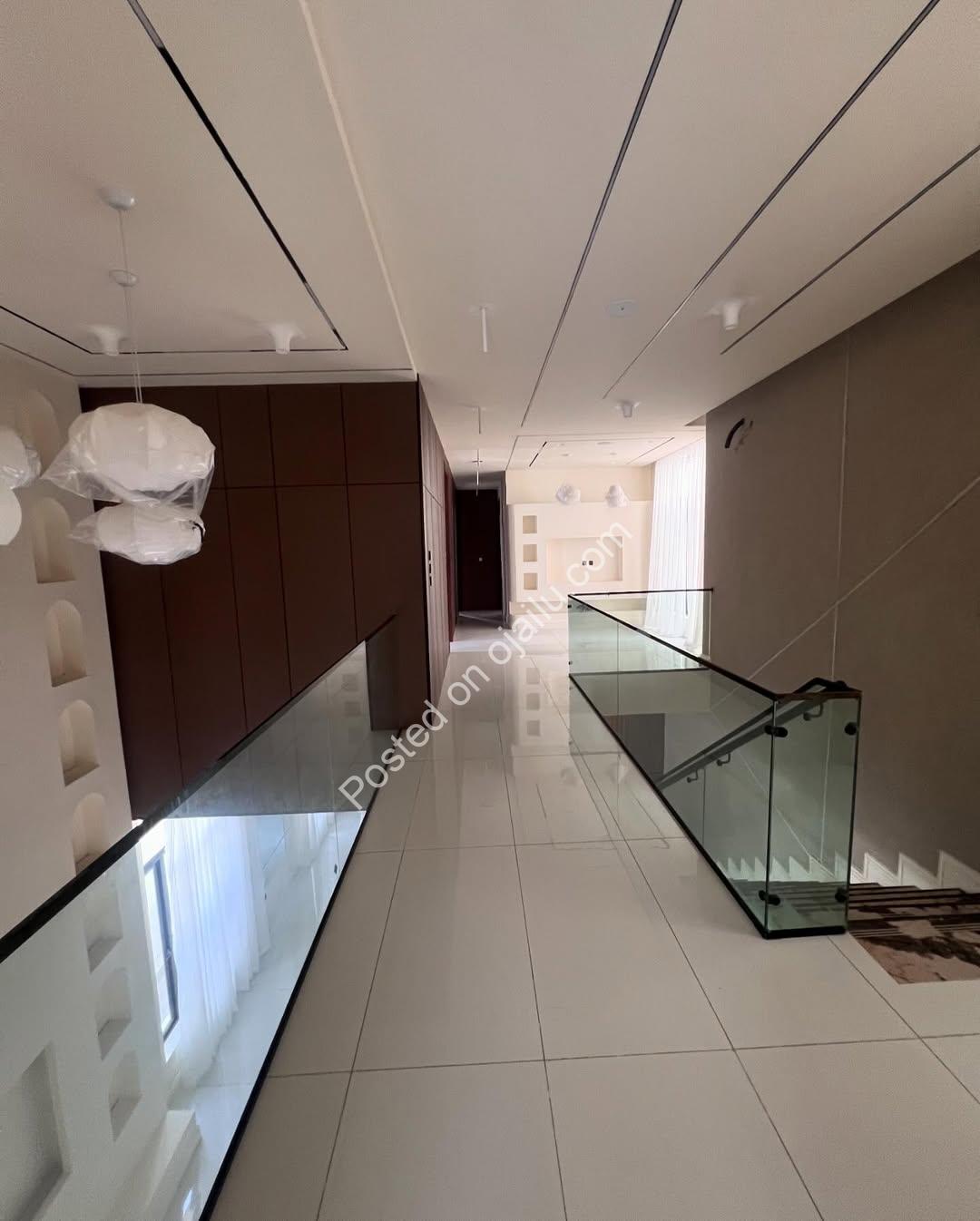 Orchid Lekki: 5-Bed Duplex with Pool, 530M