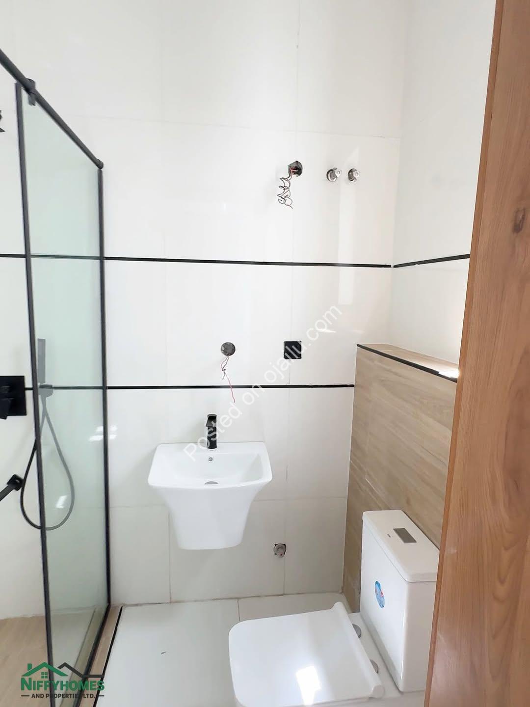 Brand New 5-Bed Duplex with Pool in Ajah